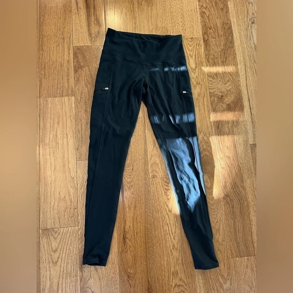Athleta Metro Drifter tight black leggings with zipper detail size XS
